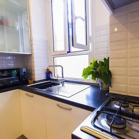 Colossehome - Dream House Around The Corner From Colosseum * Řím